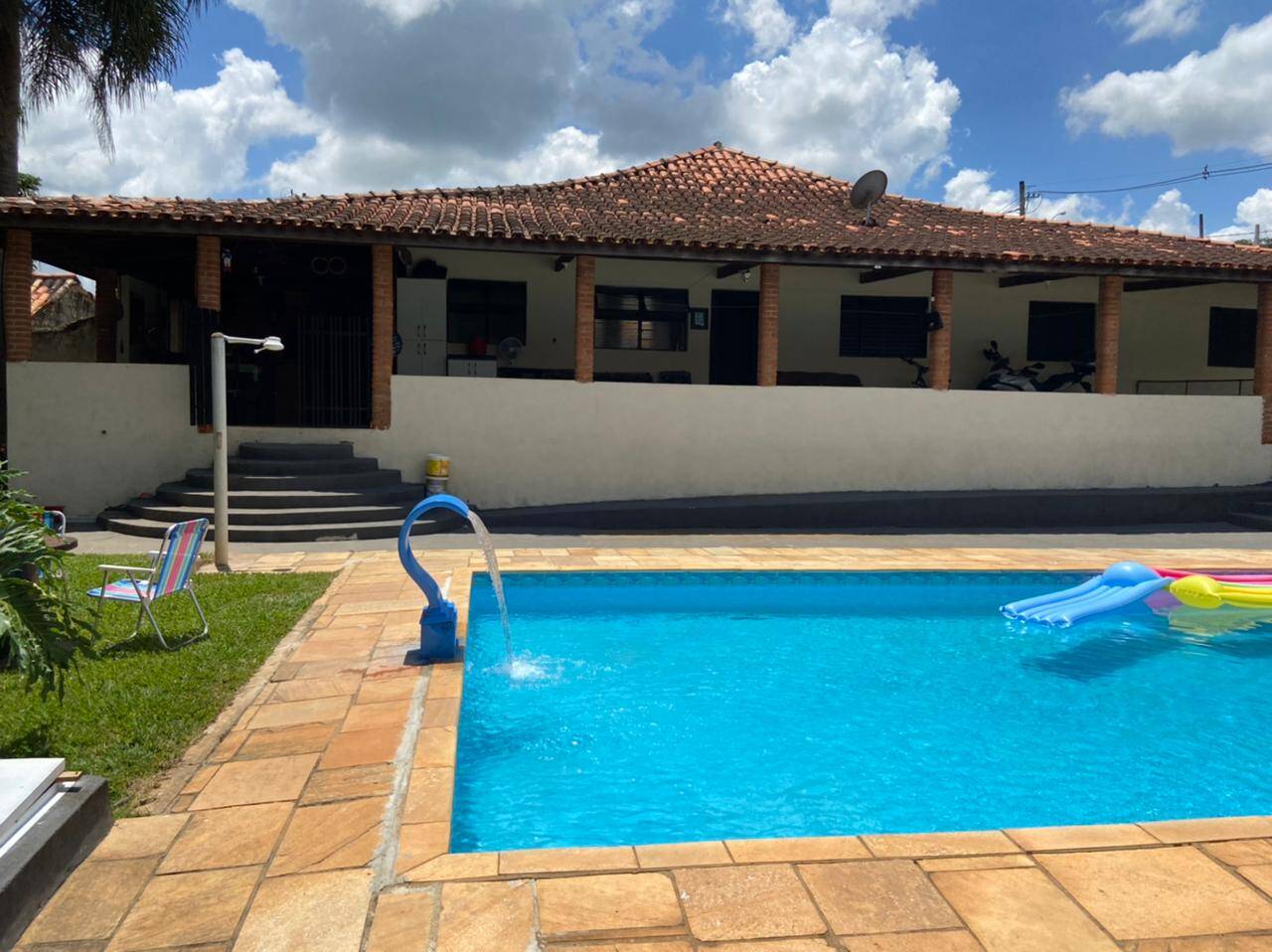 Sítio, 2 quartos, 2000 m² - Foto 1