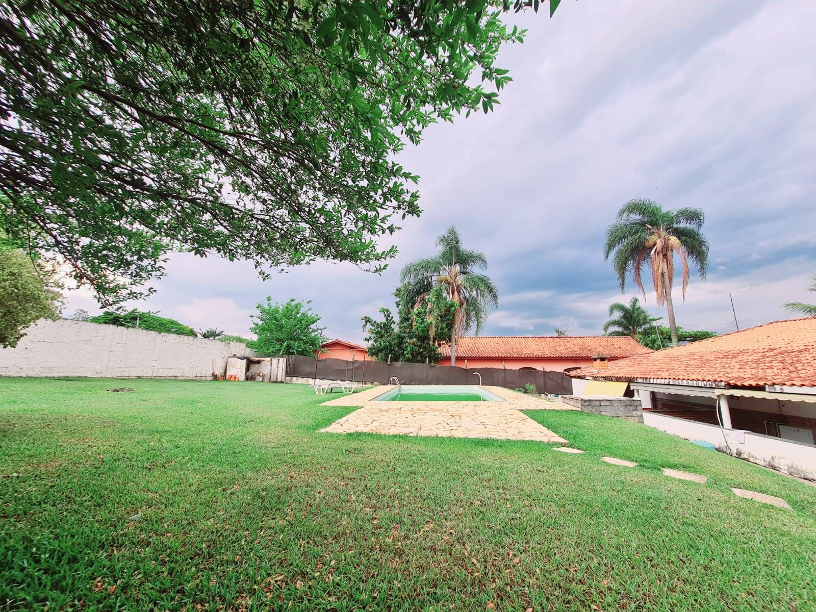 Chácara, 3 quartos, 1000 m² - Foto 1