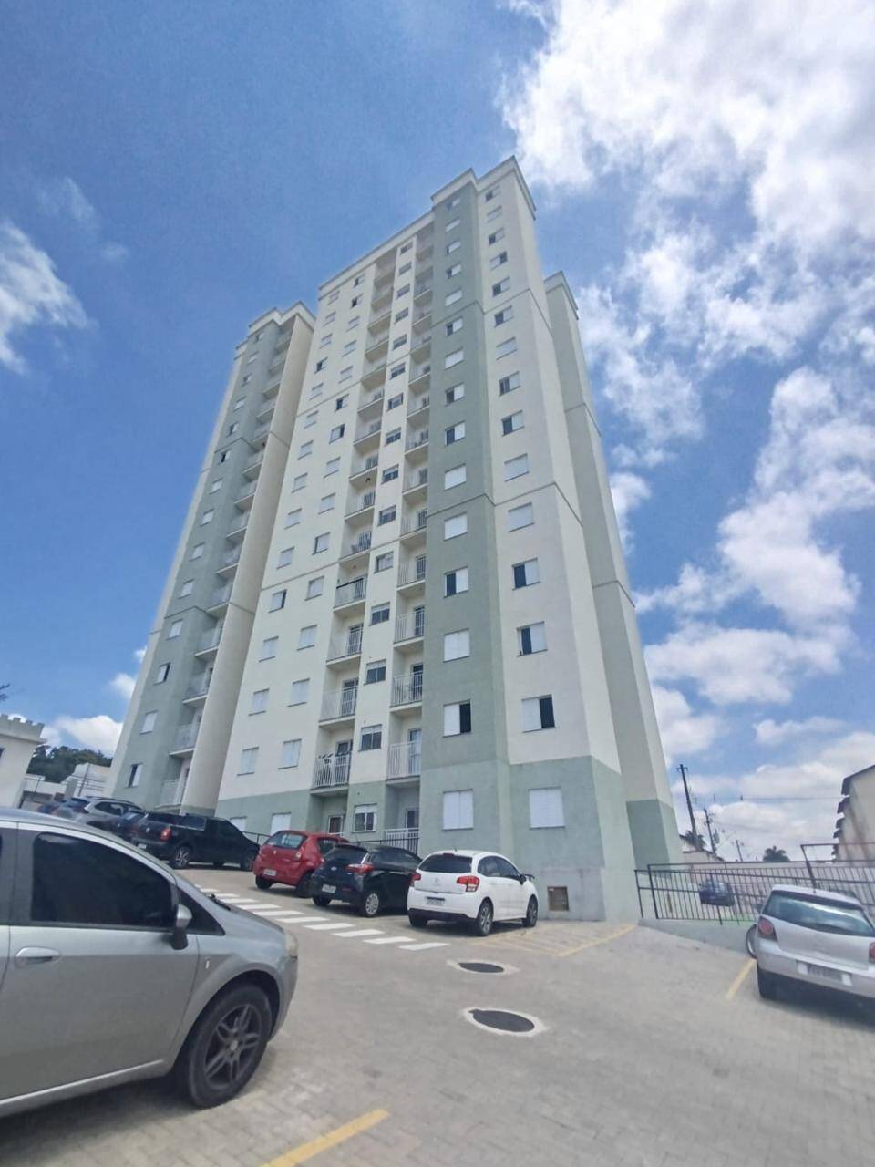 #1018 - Apartamento para Venda em Sorocaba - SP