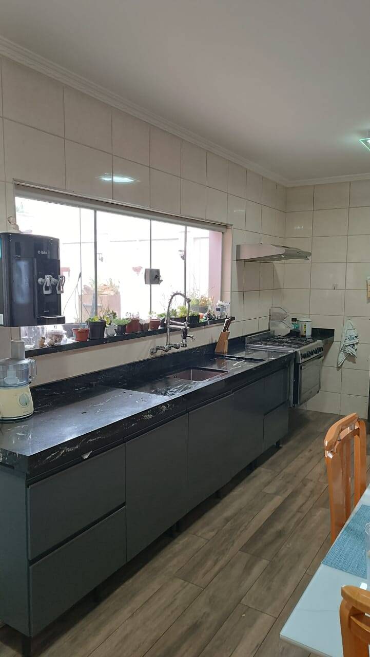 Casa, 4 quartos, 285 m² - Foto 26