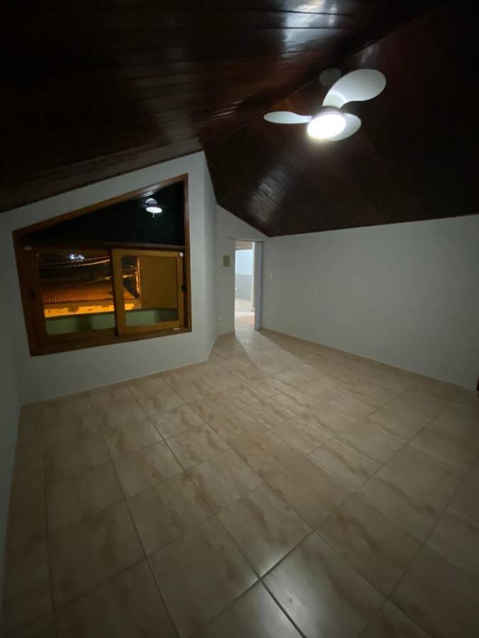 Casa, 4 quartos, 275 m² - Foto 4