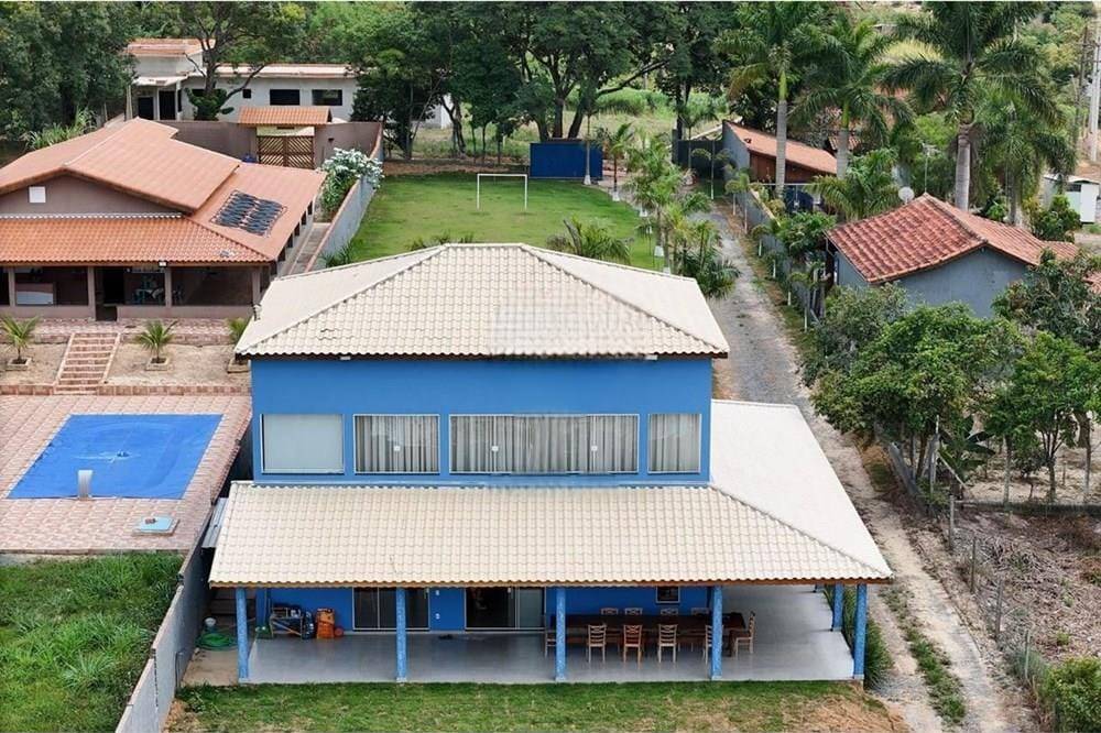 Chácara, 4 quartos, 4255 m² - Foto 1