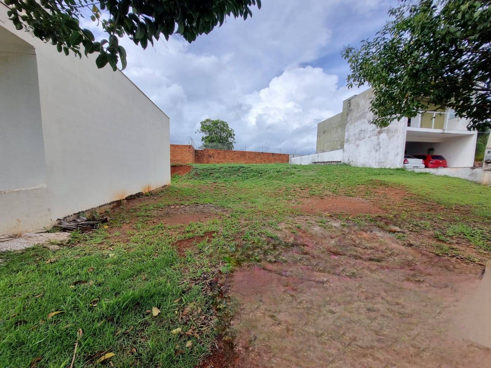 Terreno, 210 m² - Foto 1