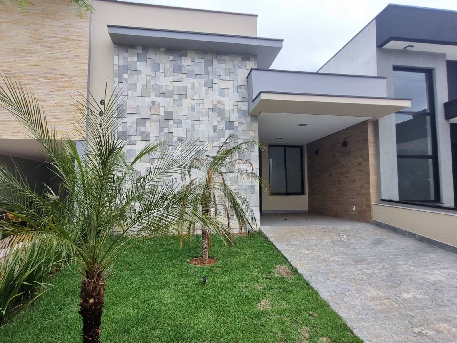 Casa, 3 quartos, 99 m² - Foto 1