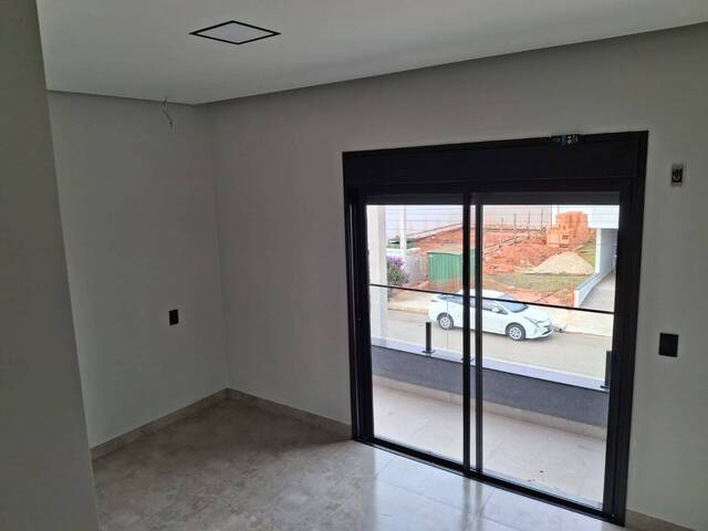 #1235 - Casa para Venda em Sorocaba - SP - 2