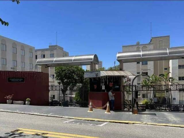 Venda em Jardim Guadalajara - Sorocaba