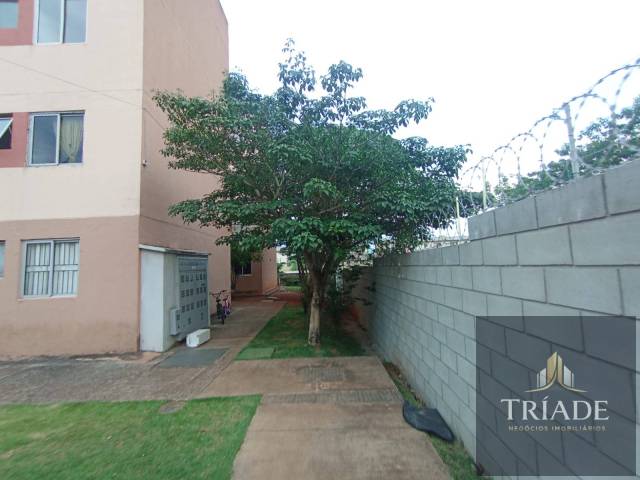 #1368 - Apartamento para Venda em Araçoiaba da Serra - SP - 2